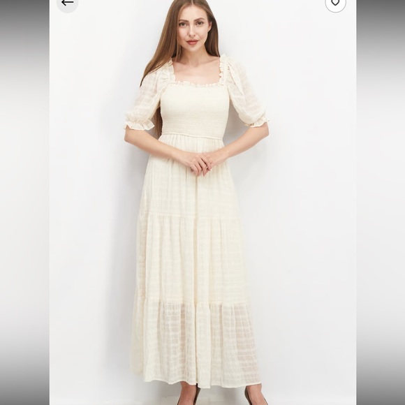 Moon River Cream Smocked Puff-Sleeve Tiered Maxi Dress - Picture 2 of 14